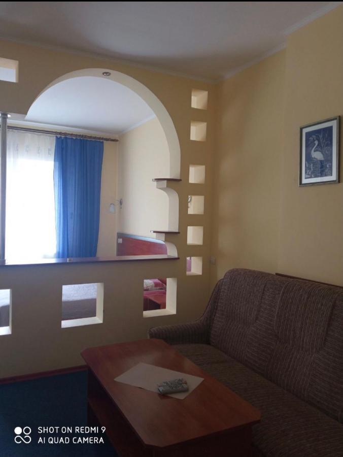 Hotel Sani Truskavets Luaran gambar