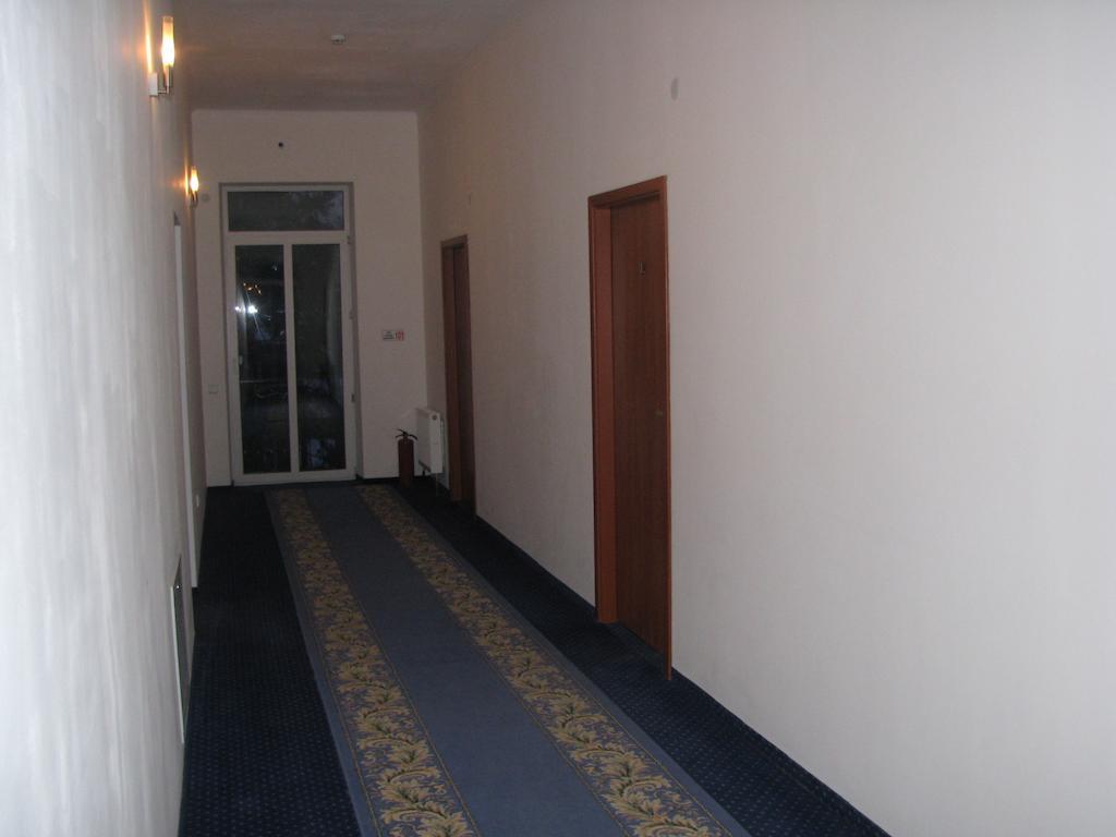 Hotel Sani Truskavets Luaran gambar